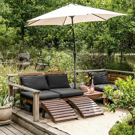 Nature Sanctuary With Wildlife And Cozy Corners بيت للعطل