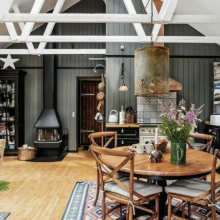 Nature Sanctuary With Wildlife And Cozy Corners بيت للعطل *